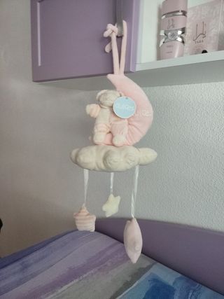 Colgador cuna peluche luna y nubes