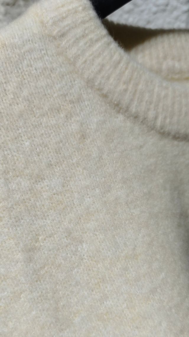 Jersey Stradivarius beige claro talla XS ancho