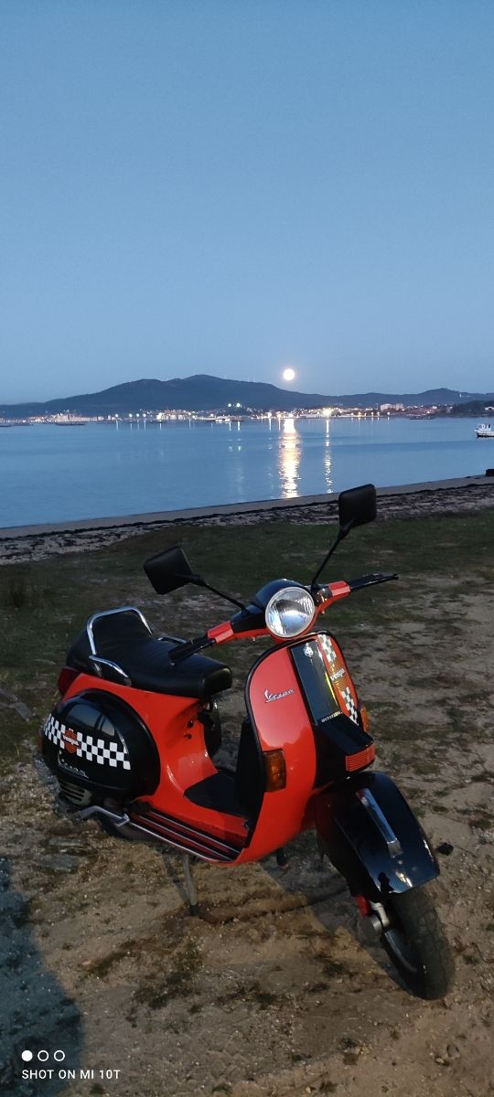 Vespa Iris 200cc lista para hacerle kms