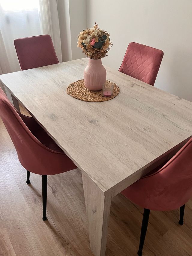 Mesa de comedor de madera extensible a 190 cm