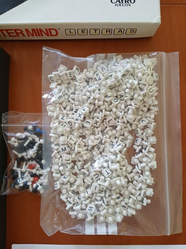 Juego de mesa Master Mind Letras