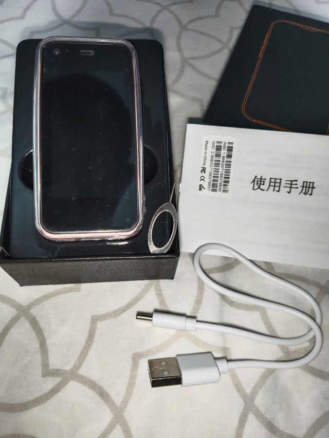 Mini Teléfono Rosa y Negro