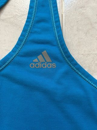 Camiseta deportiva Adidas azul