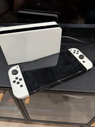 Nintendo Switch OLED White + Giochi