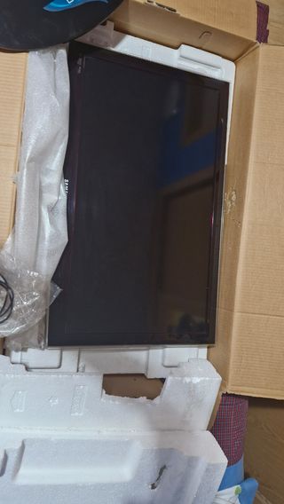 Samsung Crystal 32” Serie 4000 – Con caja y mando