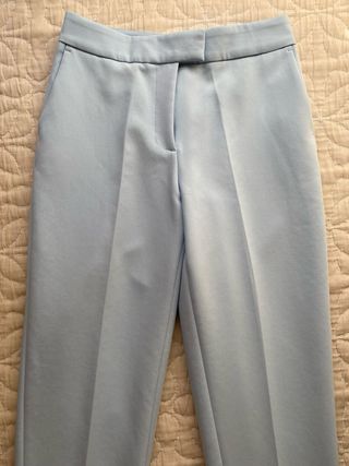 Pantalón ZARA pinzas azul bebé Talla XS/S