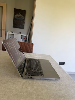 Ordenador Portátil Apple MacBook
PRO 13 M2 512gb