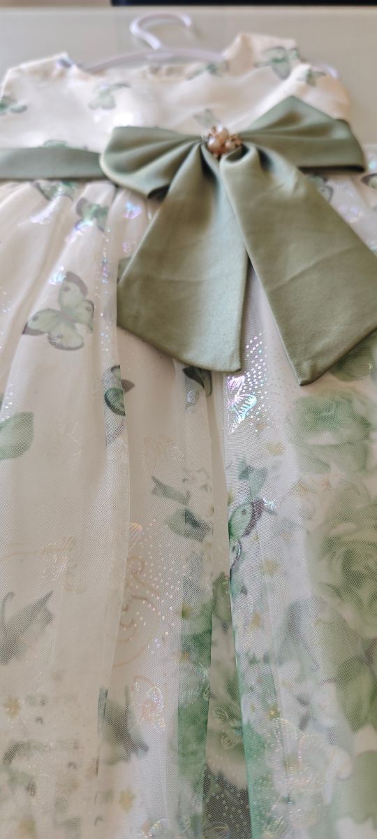 Vestido Mariposas y Flores talla 6