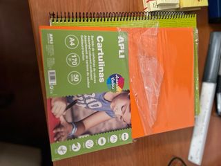 Lote Papelería Escolar Cuadernos y Más