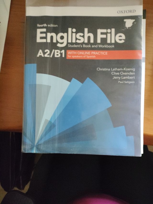 English File A2/b1 Student's Book And Workbook ...