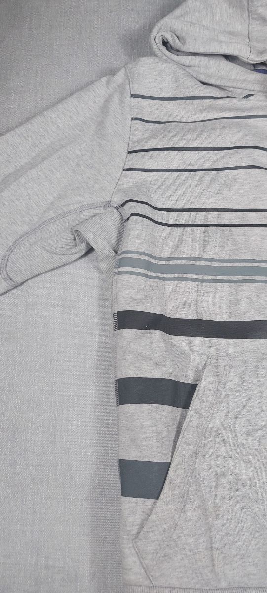 Sudadera Adidas gris con rayas