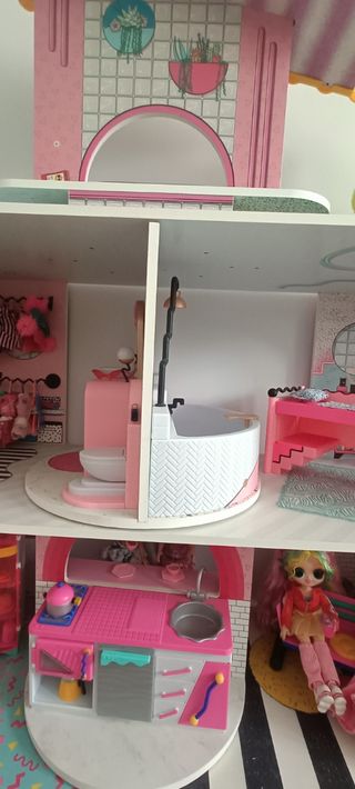 Casa LOL Surprise con coche y accesorios