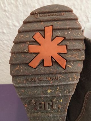 Botines Art Company Talla 38 Marrones