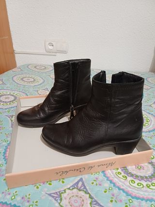 Botines piel negros cremallera talla 36