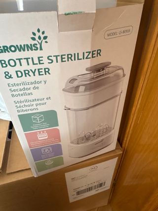 Esterilizador y Secador de Biberones GROWNS