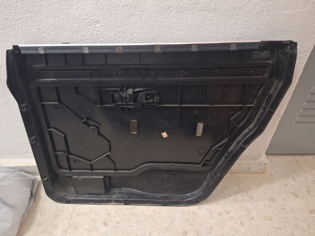 Paneles Puertas Audi 100 C3