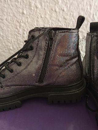 Botines Zara Brillo Negro/Plata,sin usar