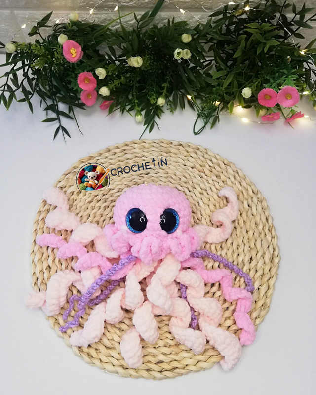 Medusa Kawaii Amigurumi Rosa