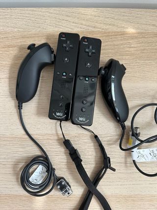 Nintendo Wii U Premium 32GB Completa