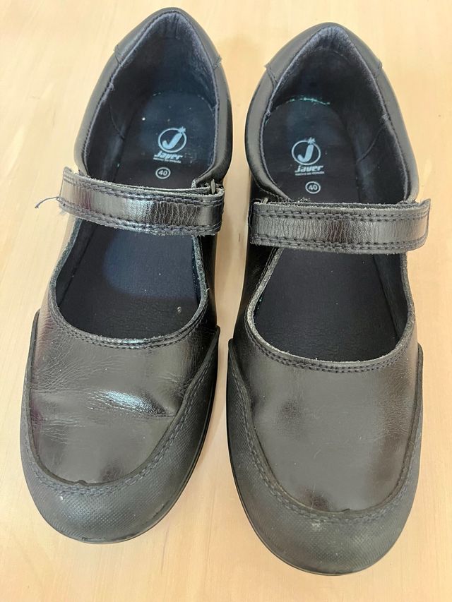 Zapatos Escolares