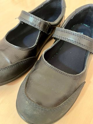Zapatos Escolares