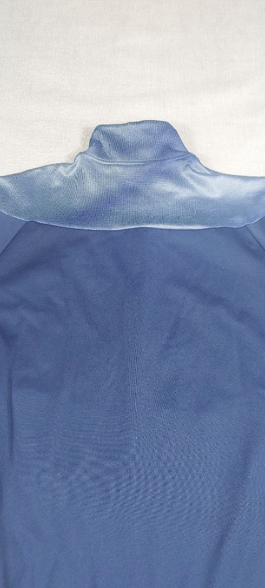 Chaqueta deportiva Adidas azul cremallera completa