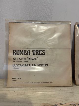Lote 2 vinilos EP de Chubby Checker y Sgl Rumba 3