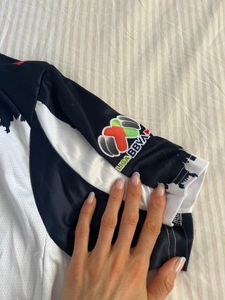 Camiseta Puma Negra y Blanca Fútbol Monterrey