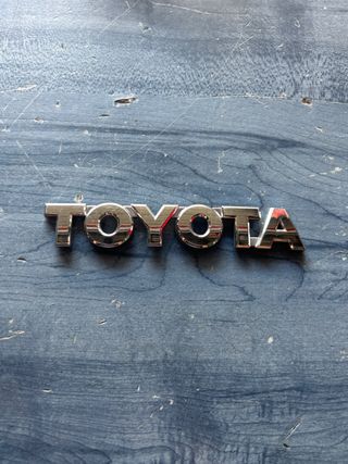 Emblema Logo Toyota Cromado