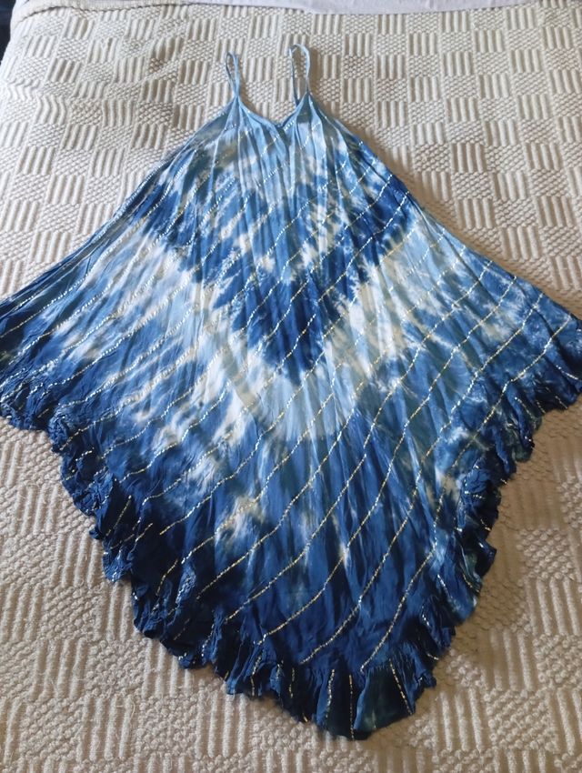 Vestido de tirantes tonos azules