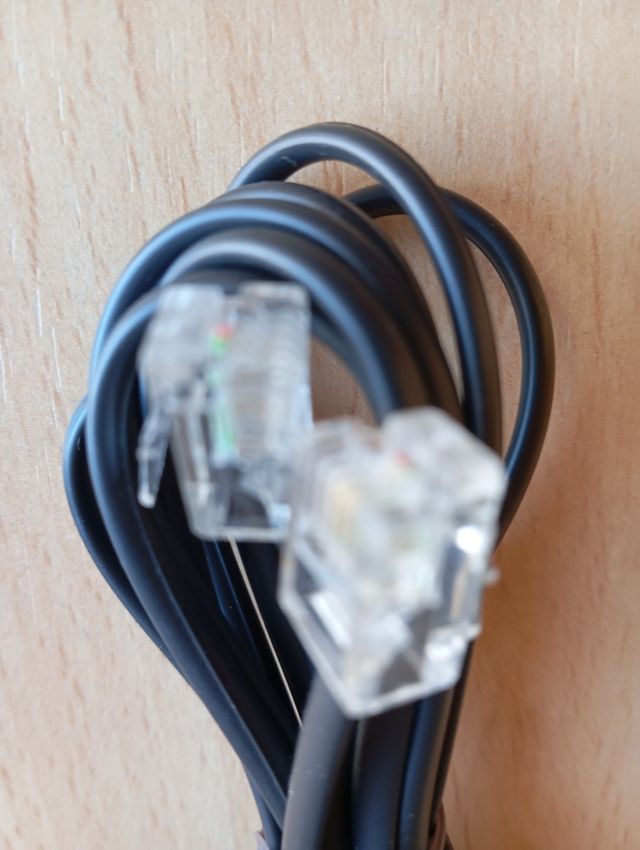 CABLE TELEFÓNICO 180 CM.