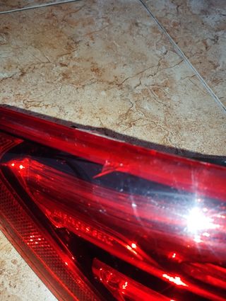 Piloto Trasero Izquierdo Mercedes Clase E W207