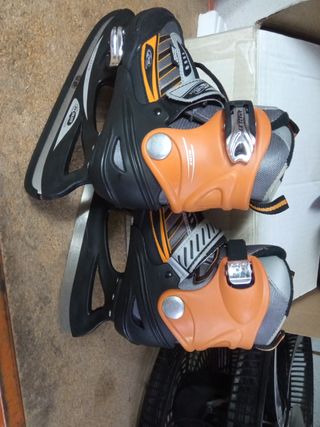Patines de hielo ajustables para niños. 31-37

