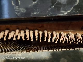 Piano antiguo Srard