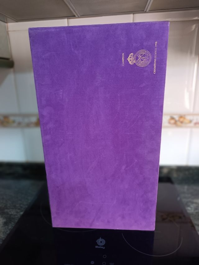 Estuche Champions League 1998 Real Madrid
