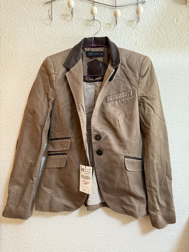 Blazer Zara Woman Talla XS Marrón
