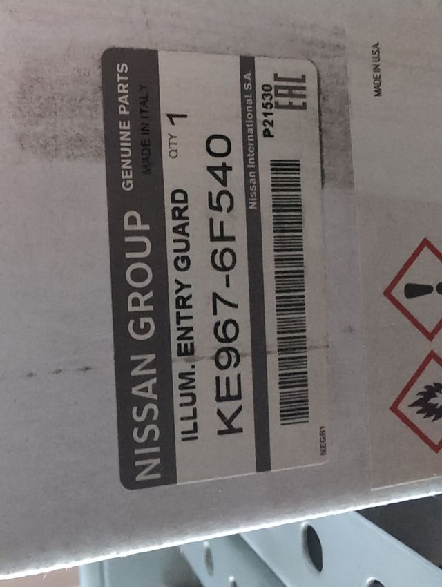 Protectores Entrada iluminados Aluminio XTRAIL T32