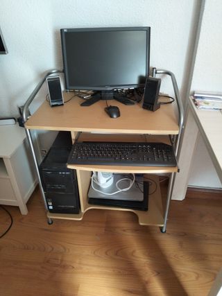 Ordenador de mesa Acer Negro con mesa incluida