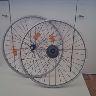 2 Ruedas bicicleta de 26