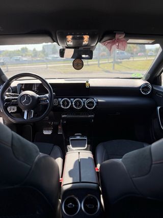 Mercedes-Benz A200 2024
