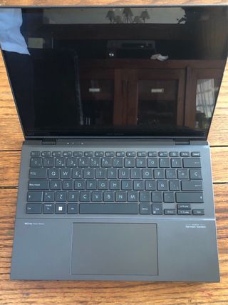 Asus Zenbook Duo UX8406MA Táctil. En caja