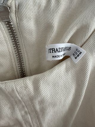 Vestido Beige Stradivarius Talla XS