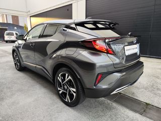 Toyota C-HR 2.0 180H ADVANCE