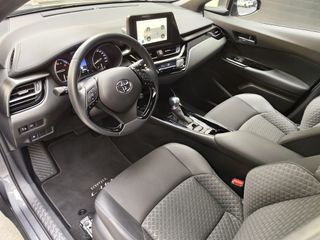 Toyota C-HR 2.0 180H ADVANCE