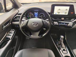 Toyota C-HR 2.0 180H ADVANCE