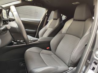 Toyota C-HR 2.0 180H ADVANCE