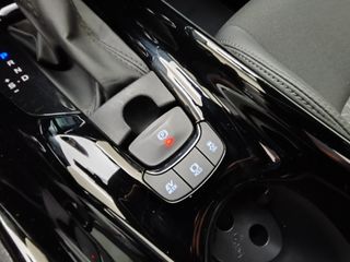 Toyota C-HR 2.0 180H ADVANCE