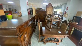 Mesa de comedor antigua de madera y mármol