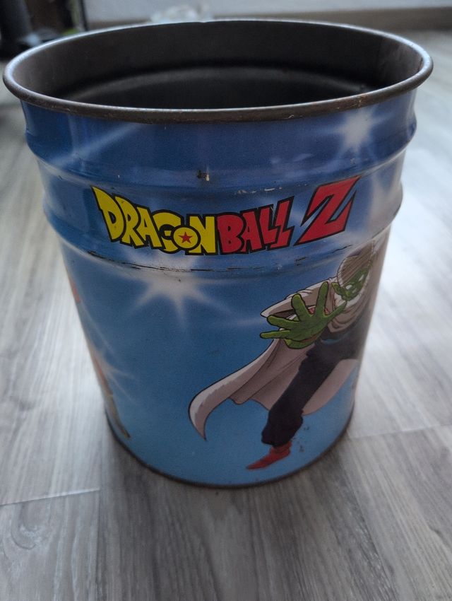 Papelera Metal Dragon Ball Z 1996