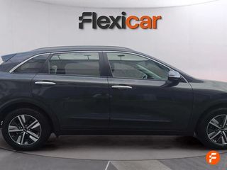 Kia Niro 1.6 GDi HEV 104kW (141CV) Concept